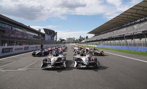 Formula E, tra gare e duelli: il campionato che guarda al futuro