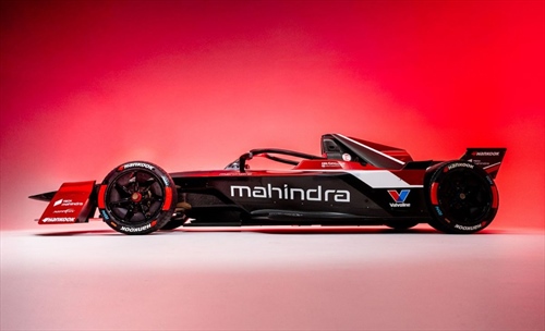 Mahindra, presentata la nuova M12Electro per la stagione 2026: tutte le foto