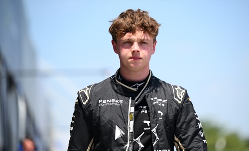 Nasce la 'Taylor Made No4': DS Automobiles omaggia Barnard con un concept unico