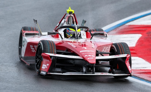Nissan, tutto pronto per Londra: Rowland sogna il secondo titolo