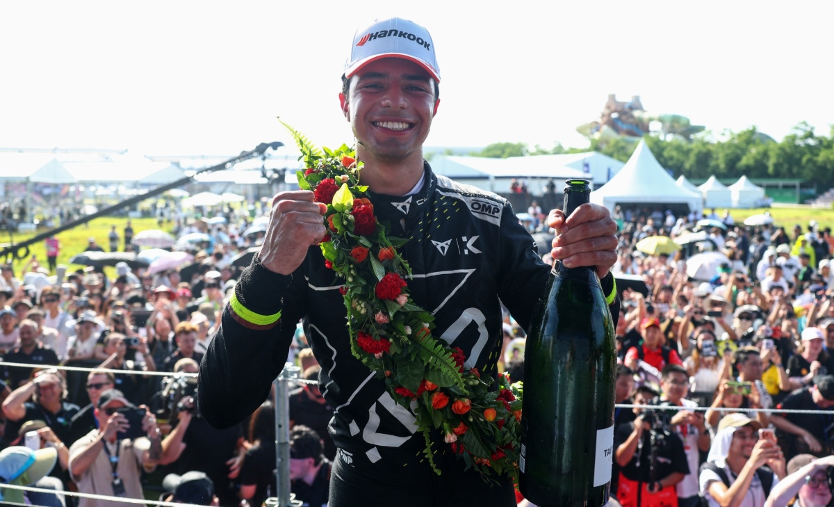 Pepe Marti rinnova con CUPRA KIRO: sarà al via anche nella GEN4