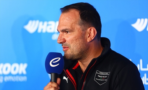 Porsche, Modlinger promuove il campione DTM Ayhancan Guven