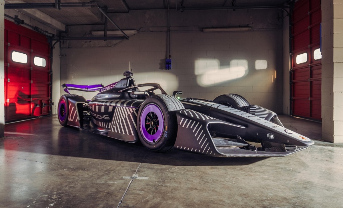 Porsche svela la 975 RSE: più veloce, più potente, più estrema