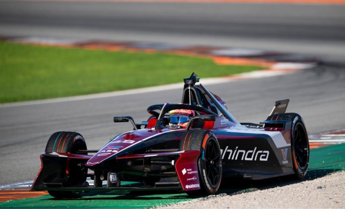 Pre Season Test, Day 2 mattina: Mortara domina una sessione piena di bandiere rosse Pre Season Test, Day 2 mattina: Mortara domina una sessione piena di bandiere rosse