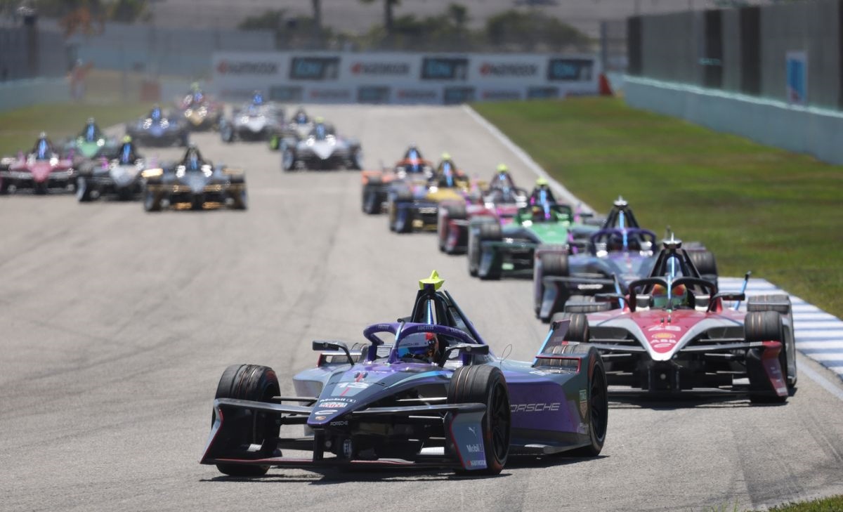Rookie in pista a Miami: la line-up completa della giornata di test