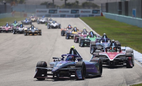 Rookie in pista a Miami: la line-up completa della giornata di test