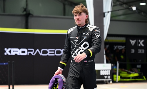 Ticktum senza filtri: «Ne ho abbastanza. Corrono tutti come dei bambini capricciosi»