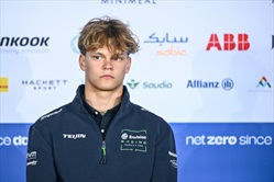 Aron Paul