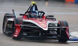 Mahindra Mahindra M11Electro